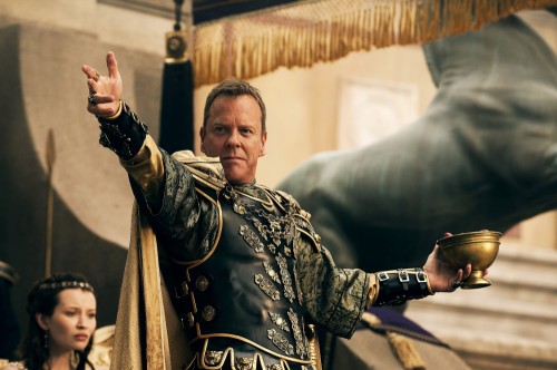 E-Sutherland-in-Pompeii-2014-Movie-Image