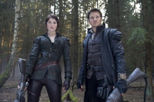 jeremy-renner-gemma-arterton-hansel-gretel-witch-hunters